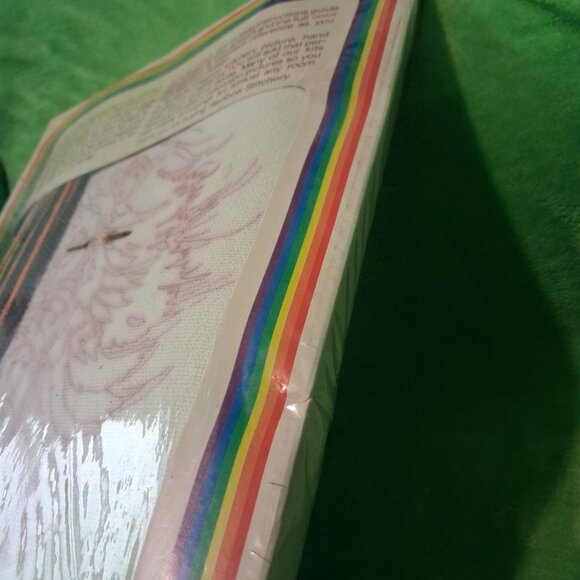 Vintage Rainbow Lion Stitchery Kit 1978 SEALED Embroidery Kit - Picture 8 of 10